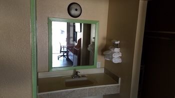 אדינבורג Budget Inn מראה חיצוני תמונה